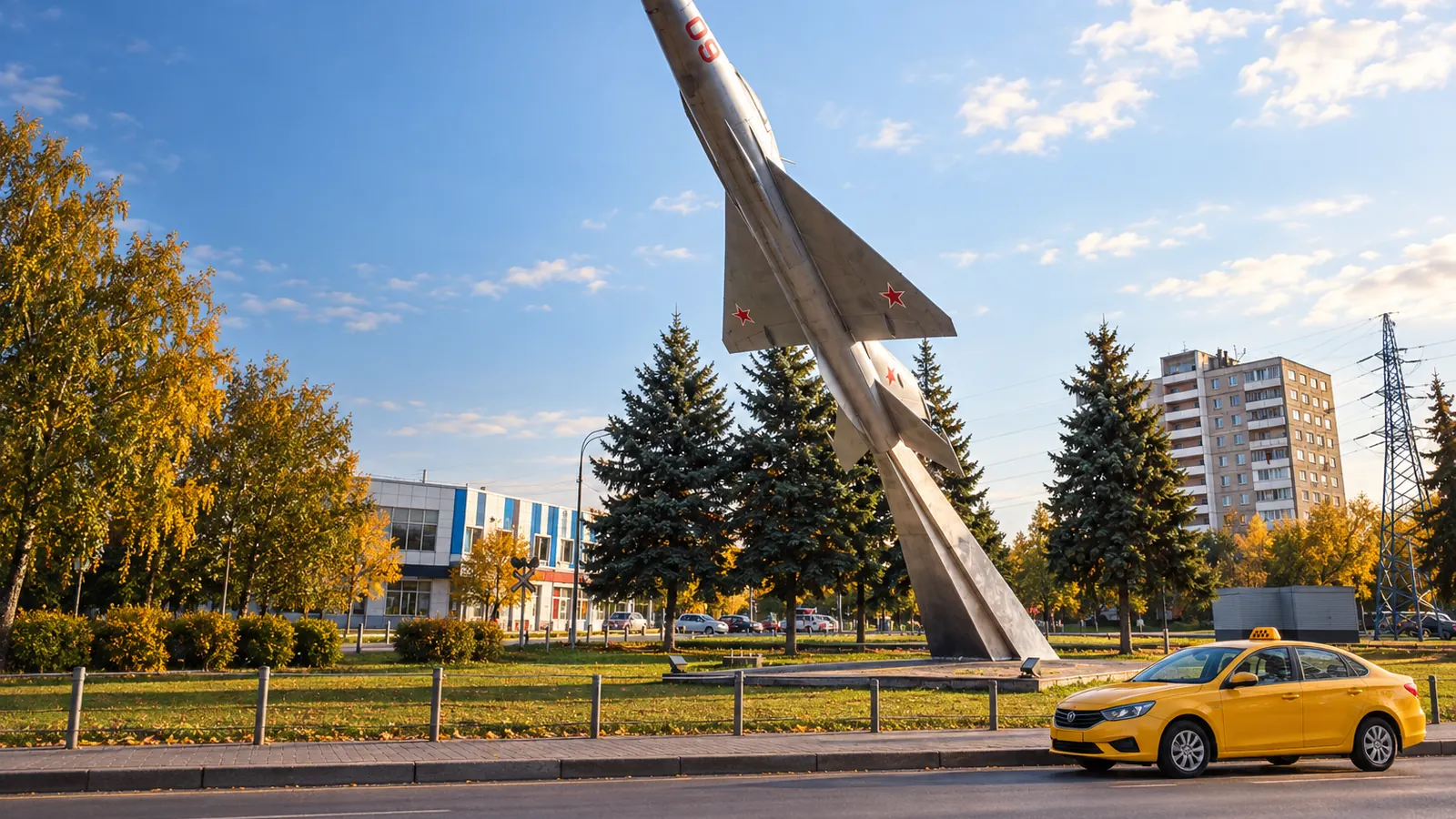 Авиационный памятник в Жуковском осенью